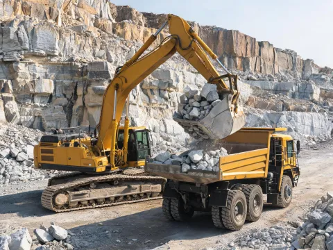 Quarry excavation with hydraulic excavator